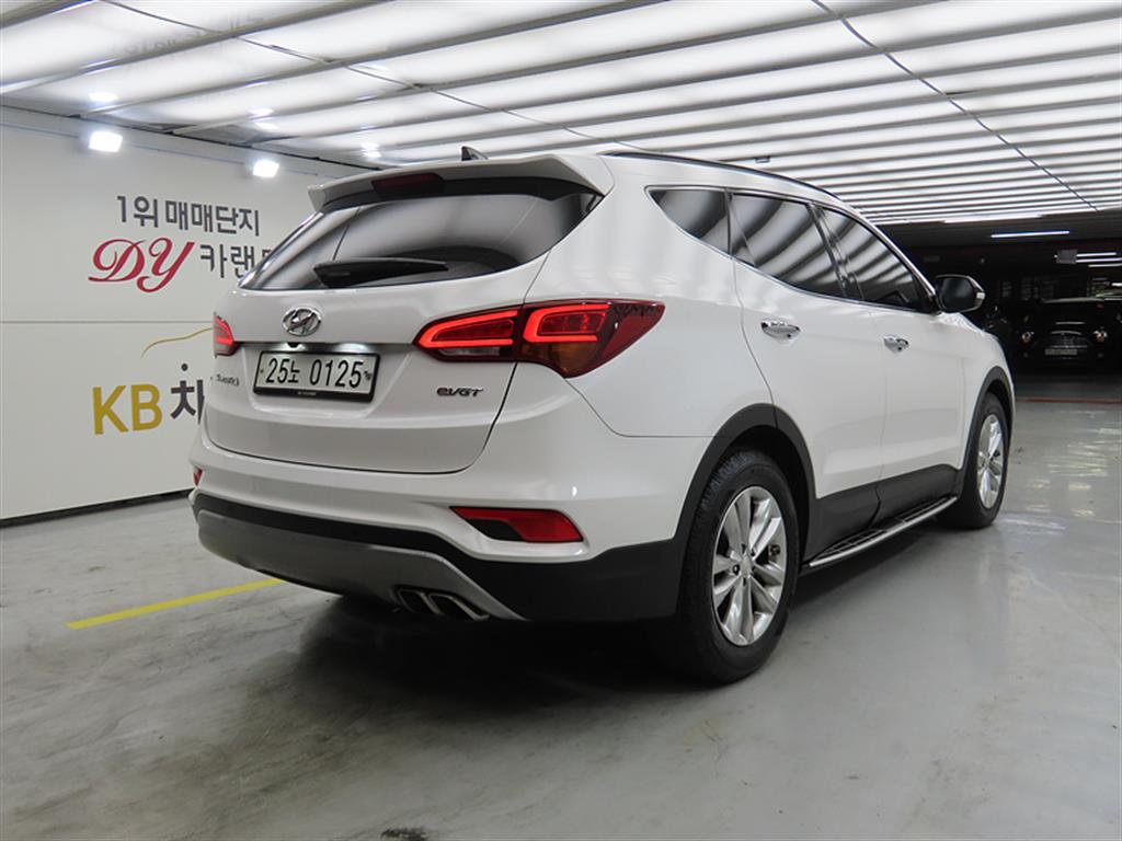 HYUNDAI Santa Fe - Vista 4