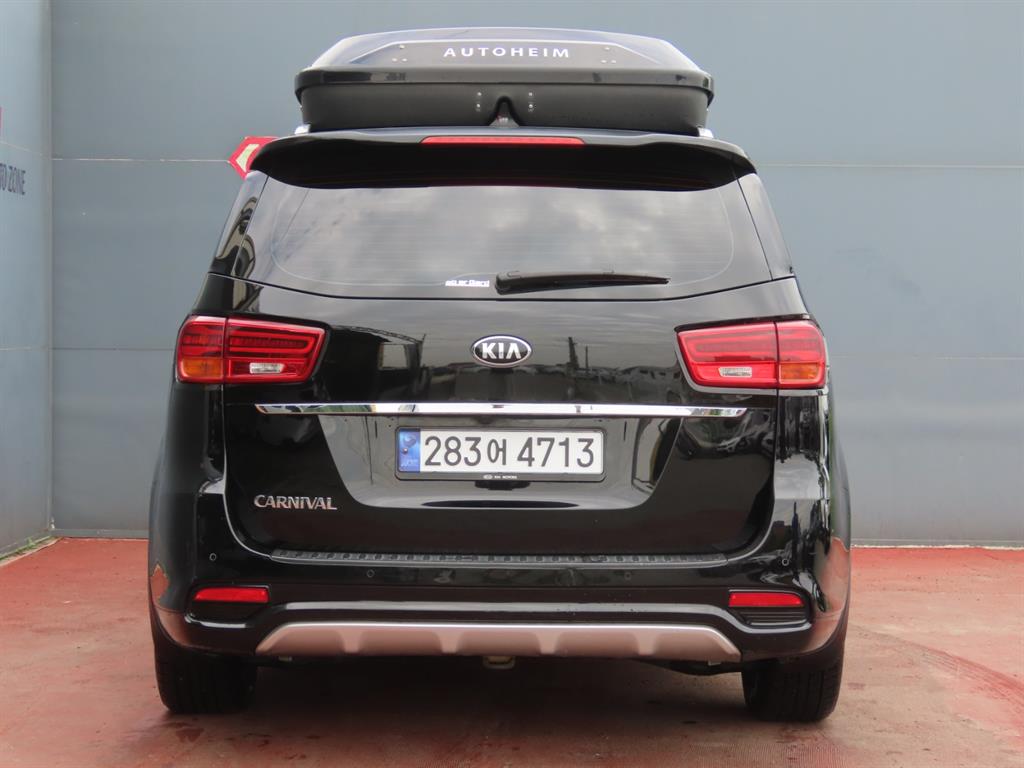 KIA Carnival - Vista 7
