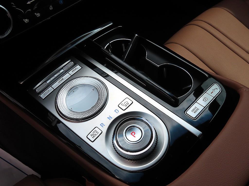 Genesis G80 - Vista 11