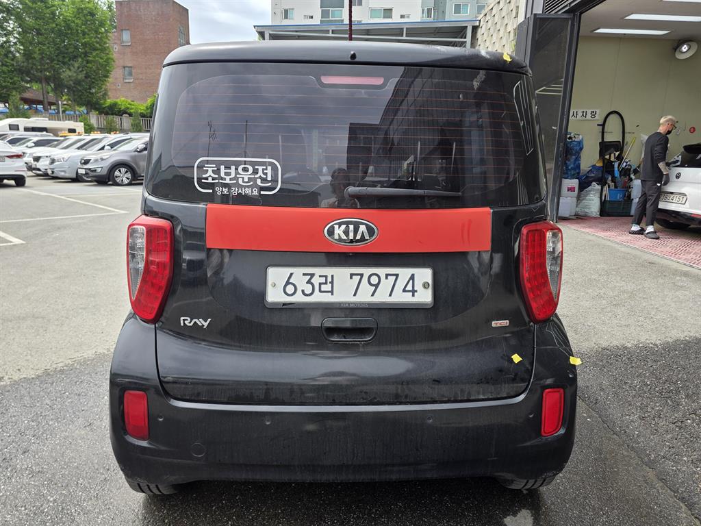 KIA Ray - Vista 3
