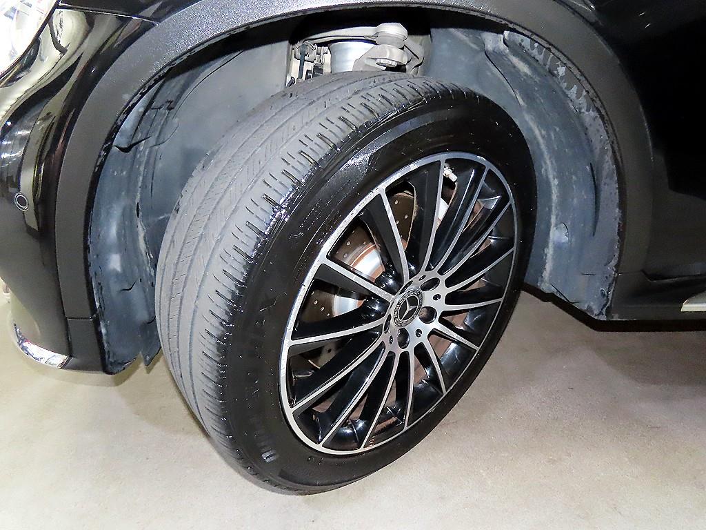 Mercedes Benz GLC Class 2019 Negro - Importación desde Corea - HF Imports Iquique - Foto 20