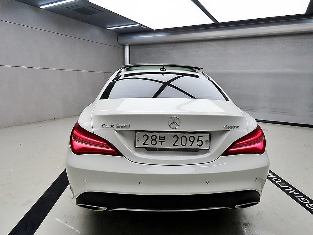 Mercedes Benz CLA Class - Vista 3
