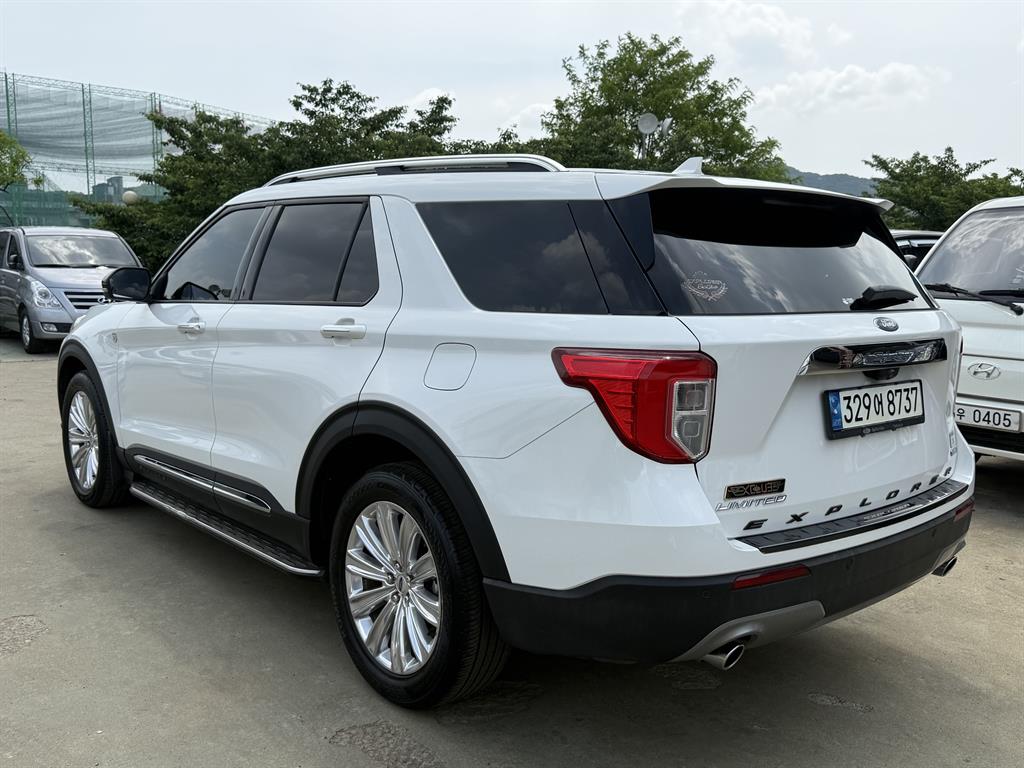Ford Explorer - Vista 4