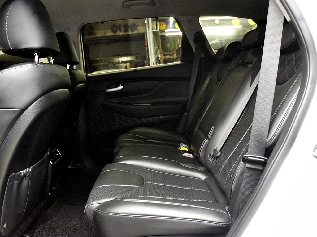 HYUNDAI Santa Fe - Vista 11