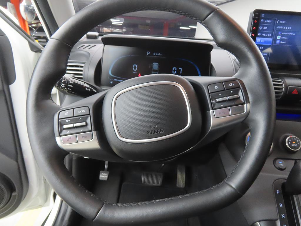 HYUNDAI Casper - Vista 8