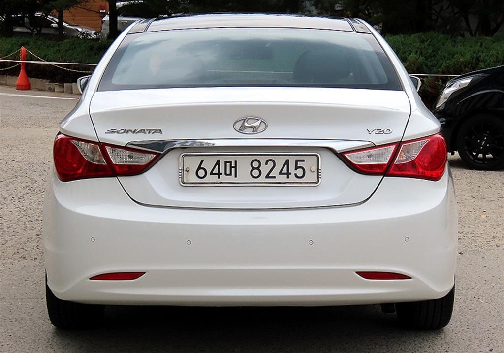 HYUNDAI Sonata - Vista 4