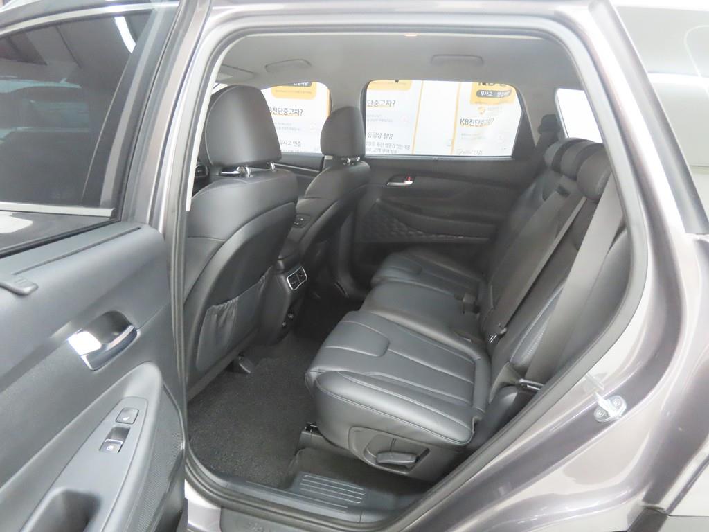 HYUNDAI Santa Fe - Vista 6