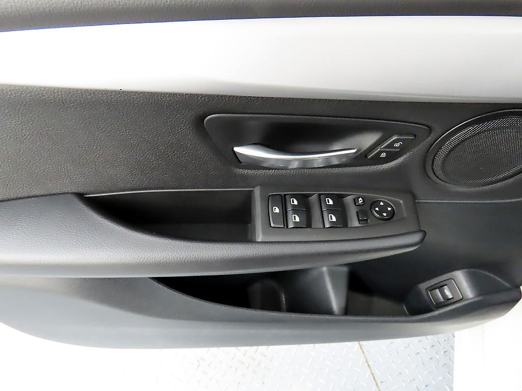 BMW 2 series - Vista 11