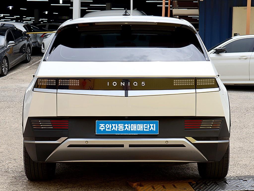 HYUNDAI Ioniq 5 - Vista 3