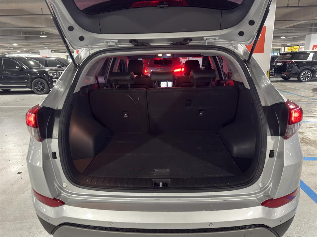 HYUNDAI Tucson - Vista 7