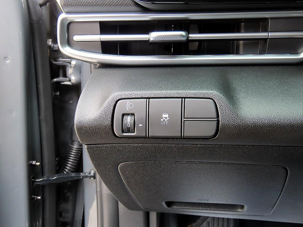 HYUNDAI Avante - Vista 12