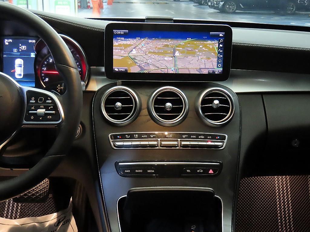 Mercedes Benz C Class - Vista 11