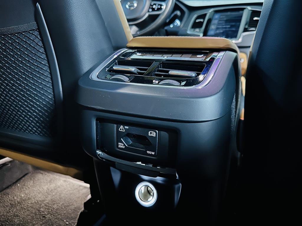 Volvo XC90 - Vista 11