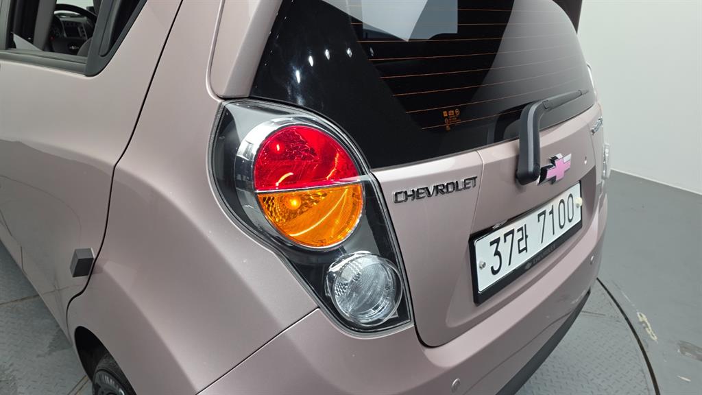 Chevrolet Spark - Vista 7