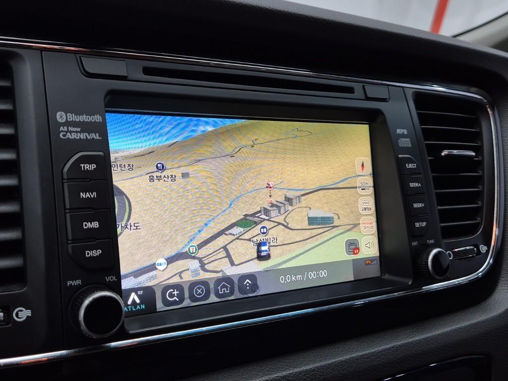 KIA Carnival 2018 Negro - Importación desde Corea - HF Imports Iquique - Foto 14