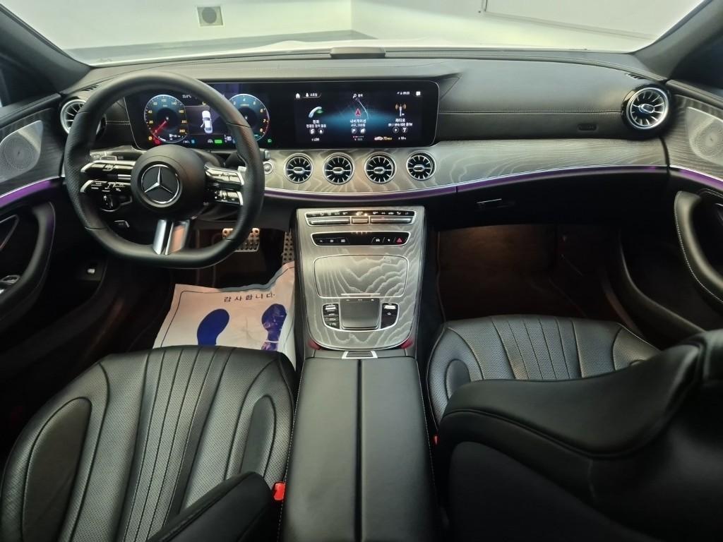 Mercedes Benz CLS Class - Vista 6
