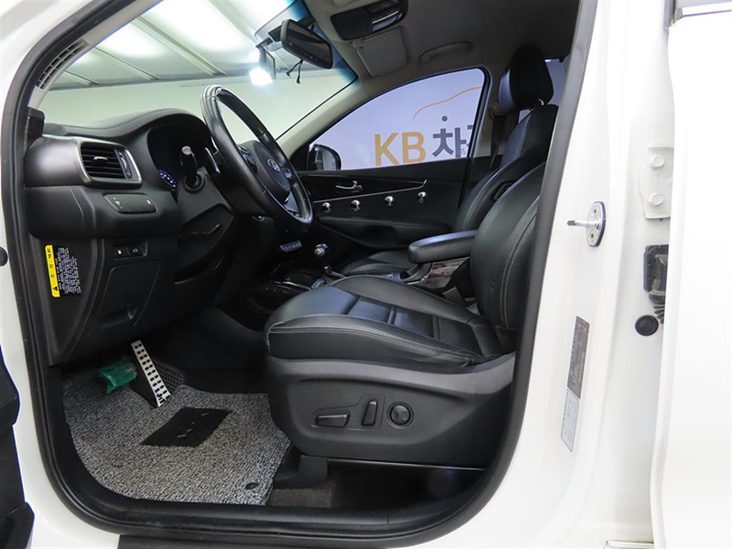 KIA Sorento - Vista 5