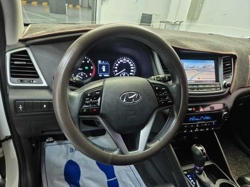 HYUNDAI Tucson - Vista 9