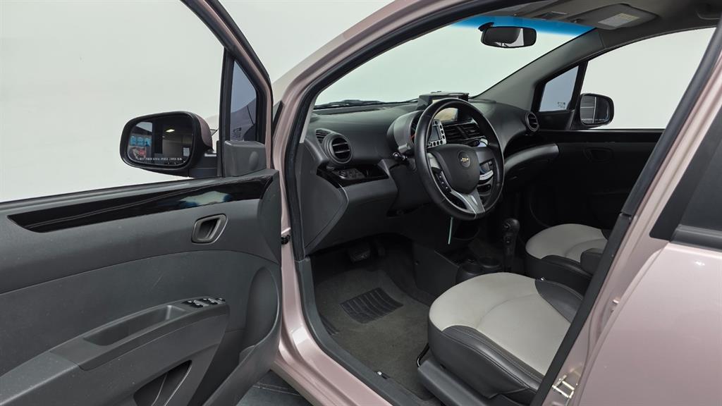 Chevrolet Spark - Vista 12