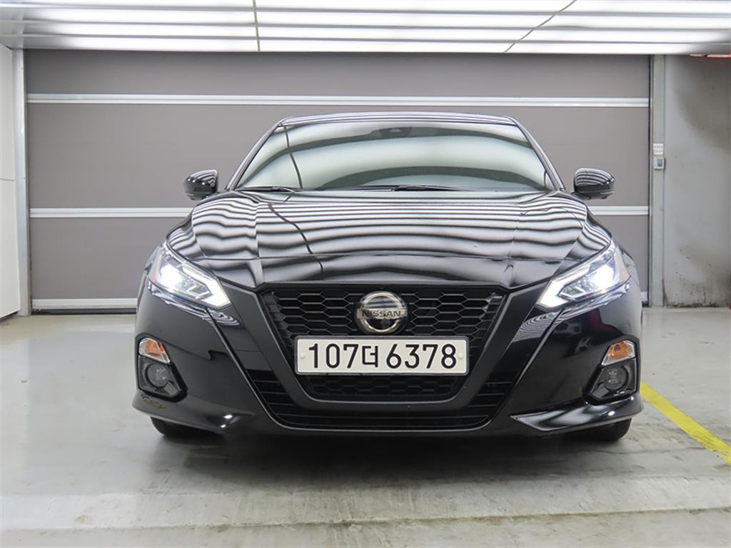 Nissan Altima - Vista 2