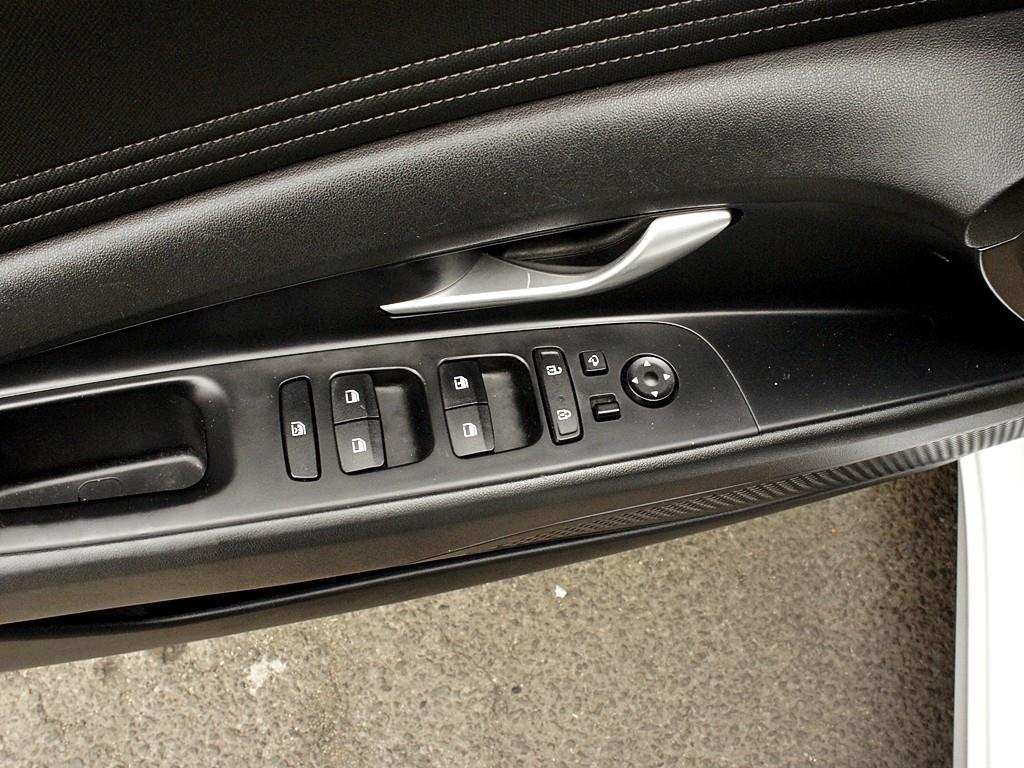 HYUNDAI Avante 2021 Blanco - Importación desde Corea - HF Imports Iquique - Foto 13
