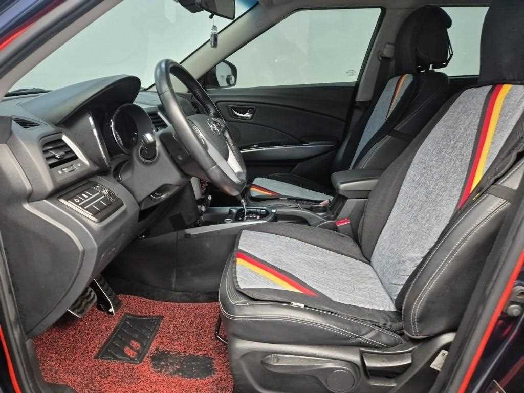 Ssangyong Tivoli - Vista 11