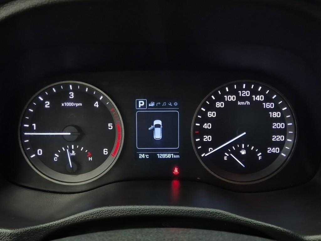 HYUNDAI Tucson - Vista 6