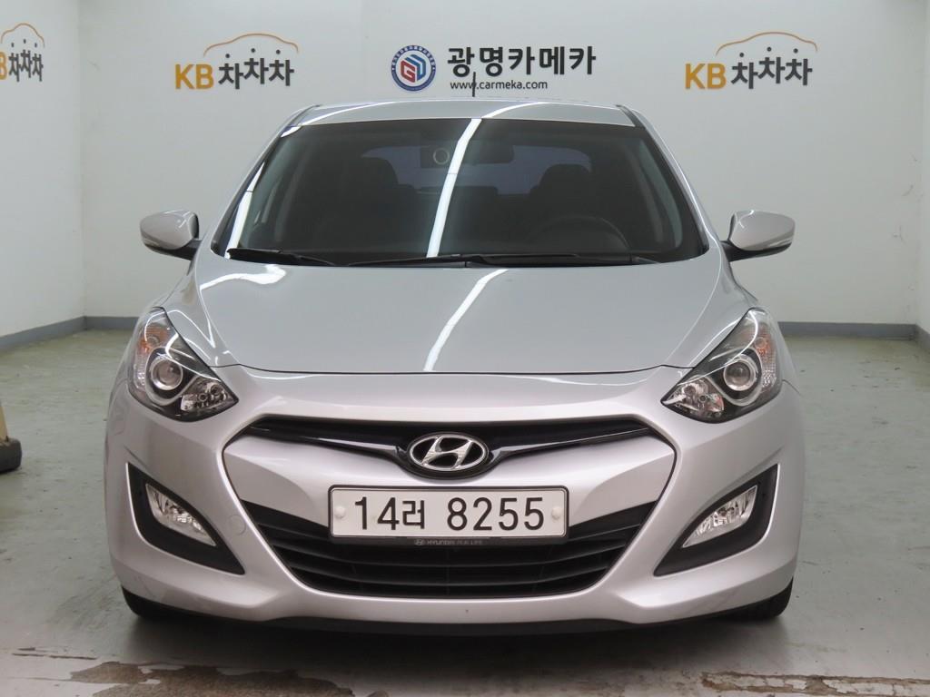 HYUNDAI i30 2014 Gris - Importación desde Corea - HF Imports Iquique - Foto 1