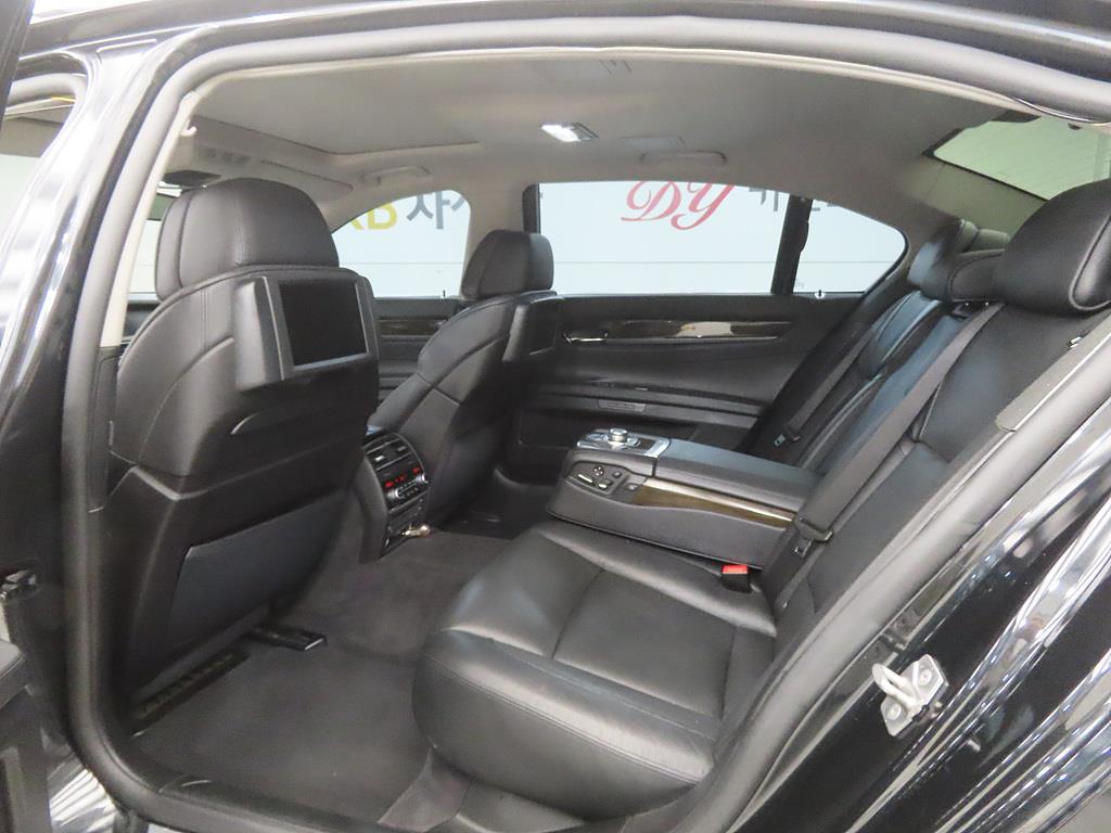 BMW 7 Series - Vista 6
