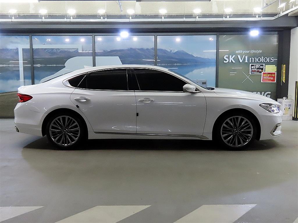 HYUNDAI Grandeur - Vista 3