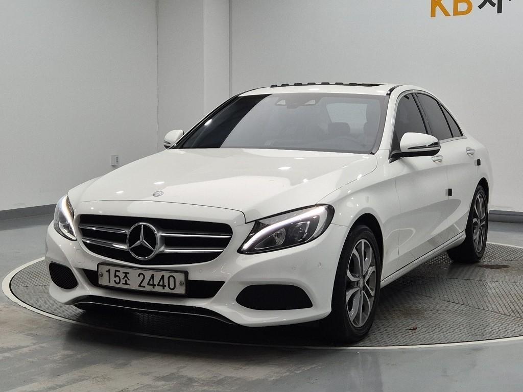 Mercedes Benz C Class 2017 Blanco - Importación desde Corea - HF Imports Iquique - Foto 1