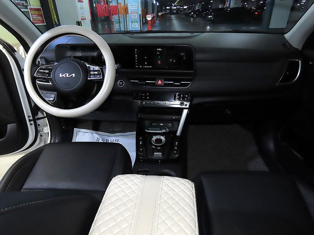 KIA Seltos - Vista 10