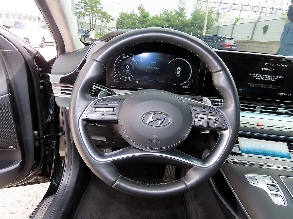 HYUNDAI Grandeur - Vista 8