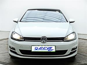 Volkswagen Golf - Vista 2