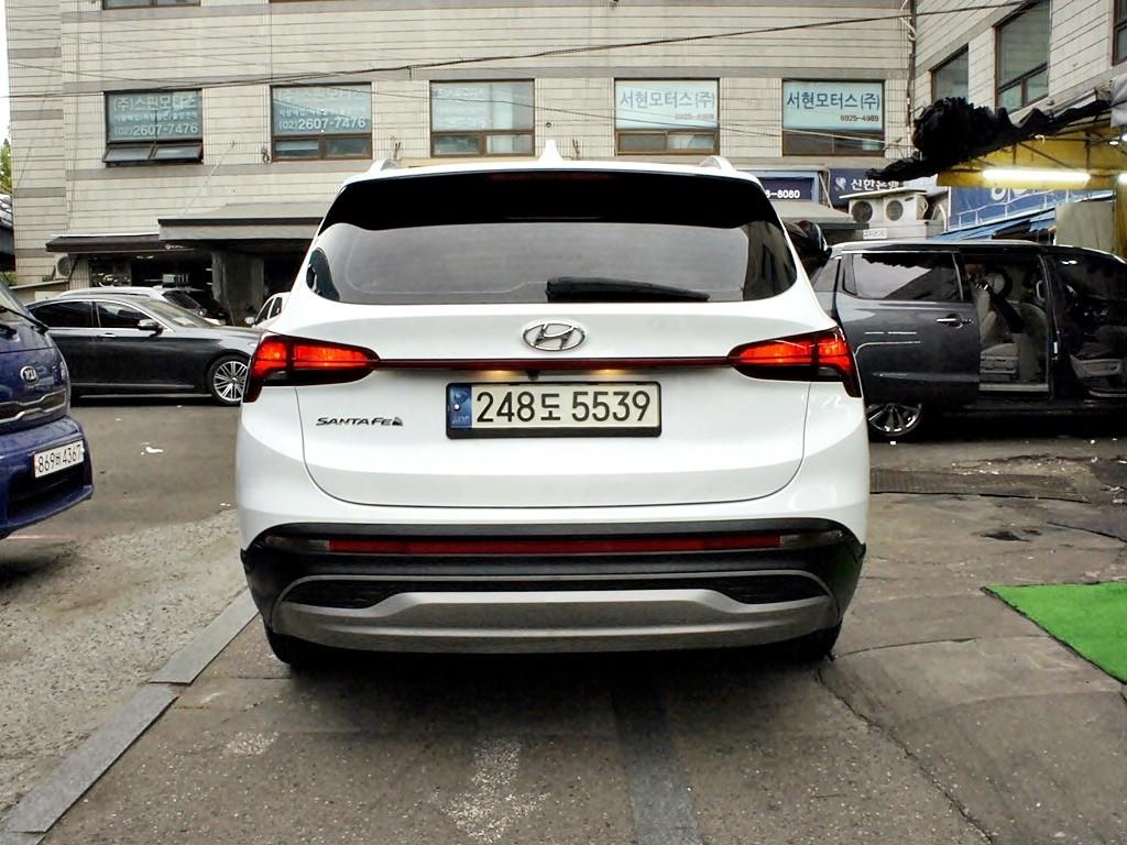 HYUNDAI Santa Fe - Vista 5