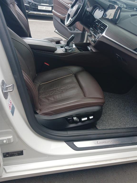 BMW 5 Series 2018 Blanco - Importación desde Corea - HF Imports Iquique - Foto 18