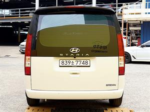 HYUNDAI Staria - Vista 6