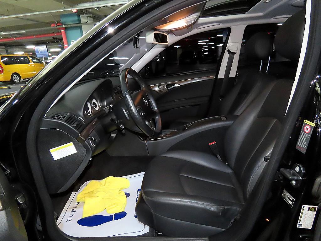 Mercedes Benz E class - Vista 6