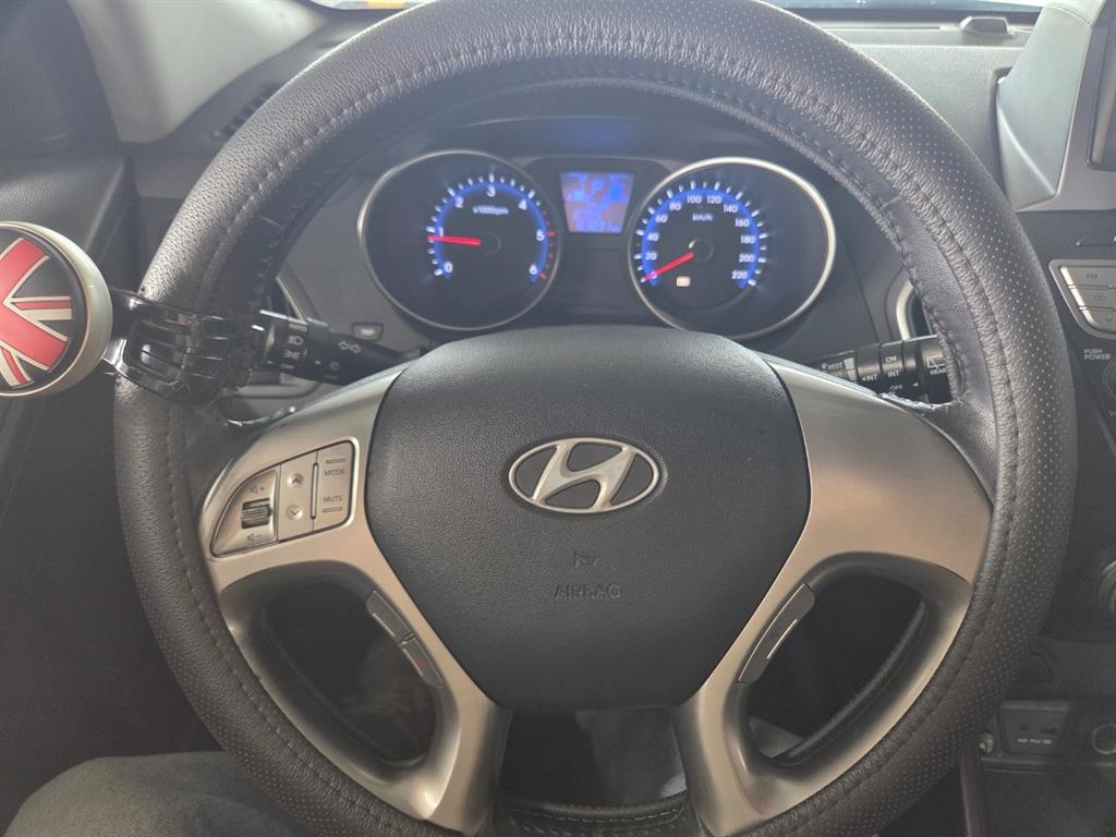 HYUNDAI Tucson - Vista 7