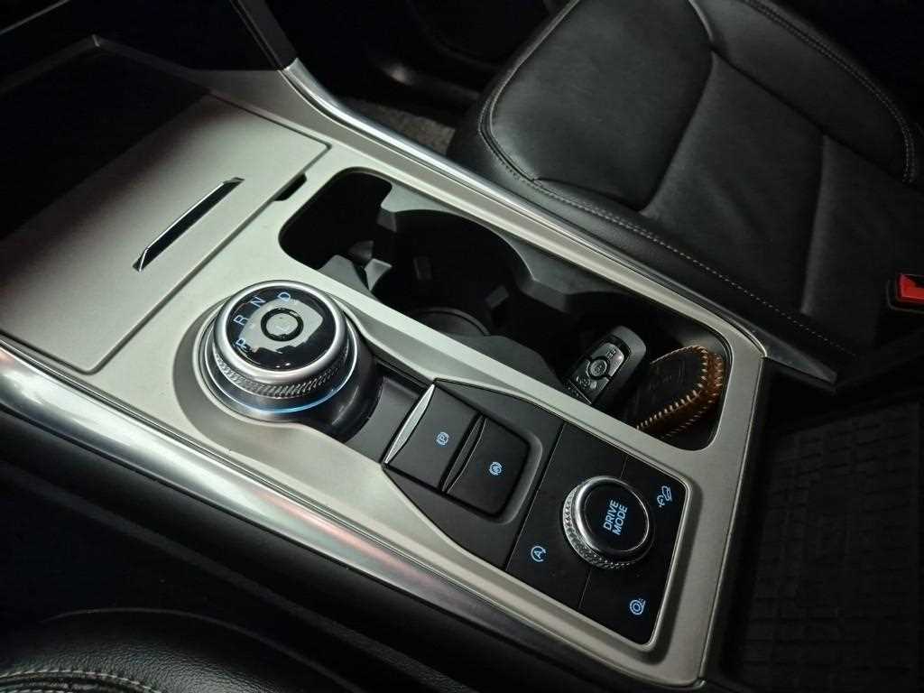 Ford Explorer - Vista 8