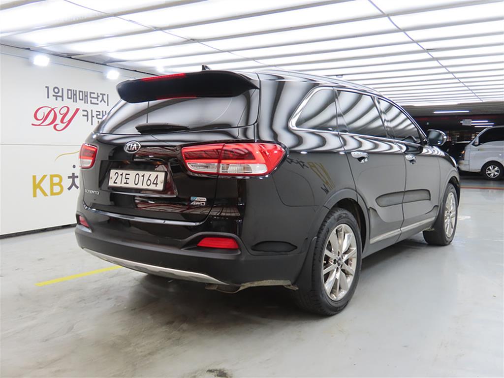 KIA Sorento - Vista 4