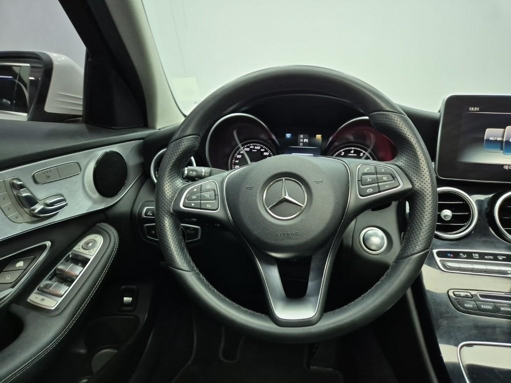 Mercedes Benz C Class - Vista 9