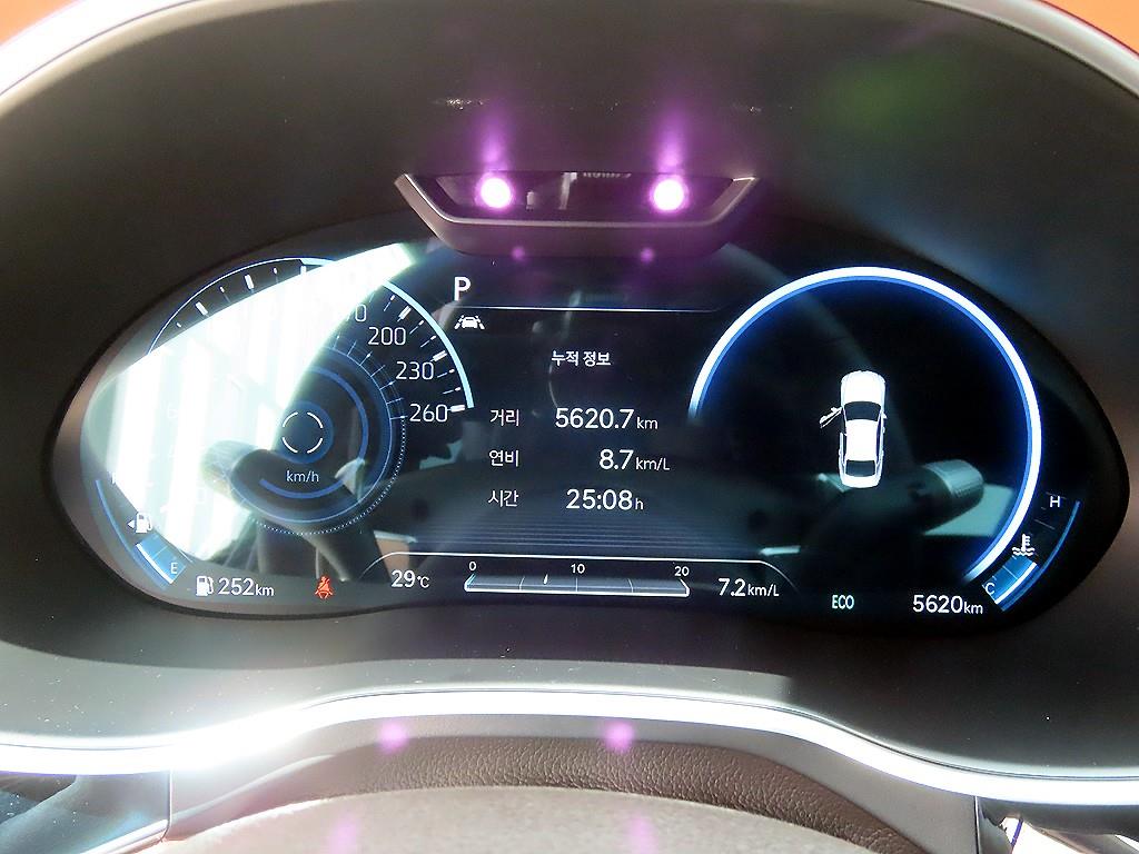 Genesis G80 - Vista 9