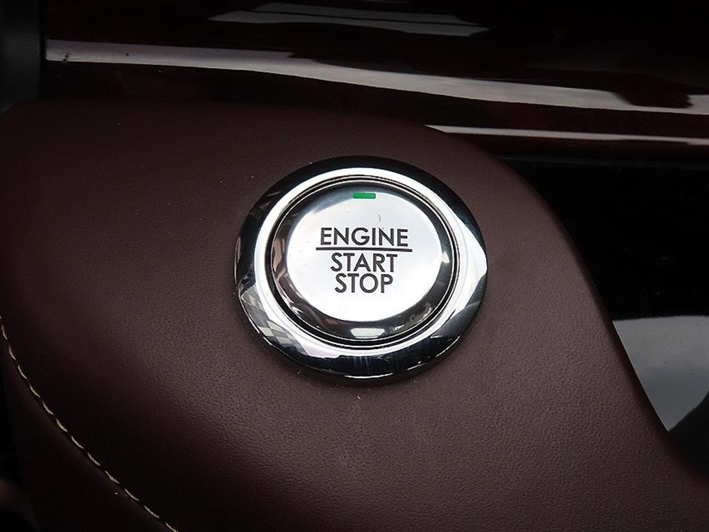 Lincoln Aviator - Vista 12