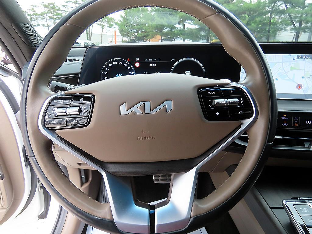 KIA K8 - Vista 8