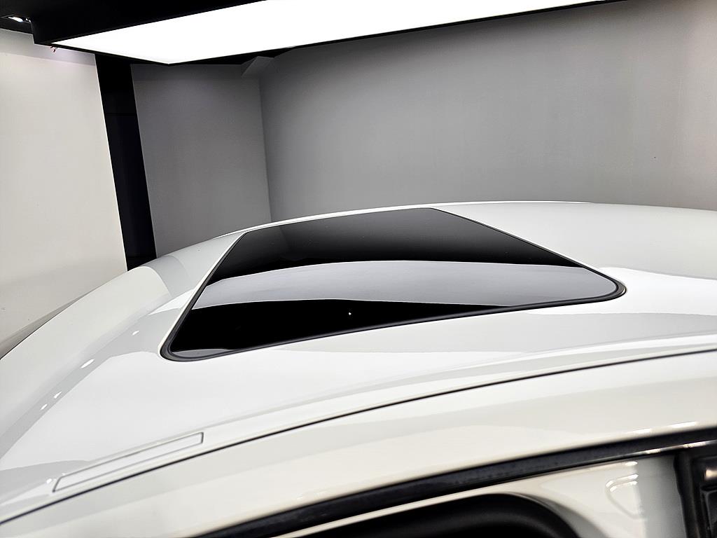 Mercedes Benz E class - Vista 12