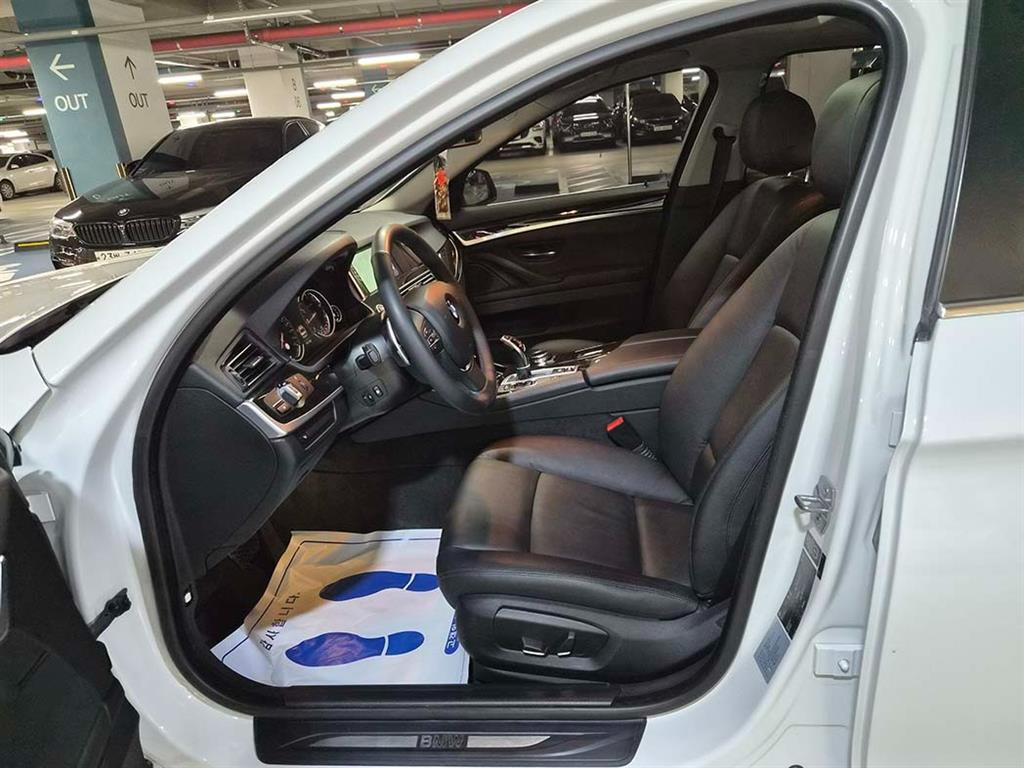 BMW 5 Series - Vista 6