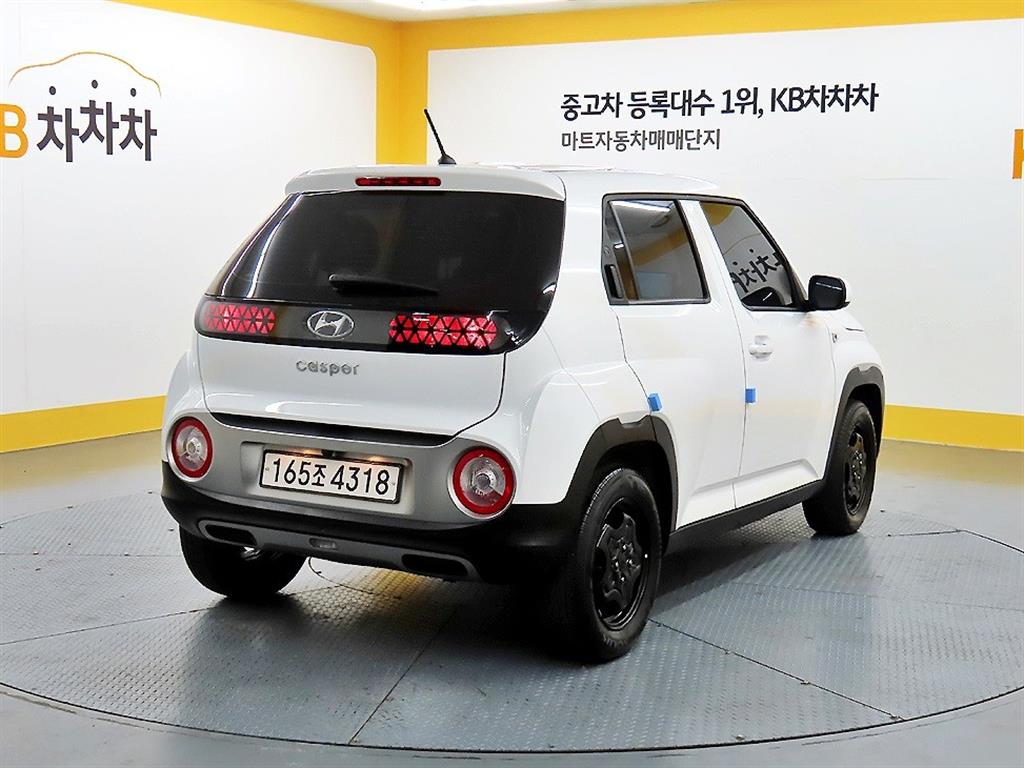 HYUNDAI Casper - Vista 4