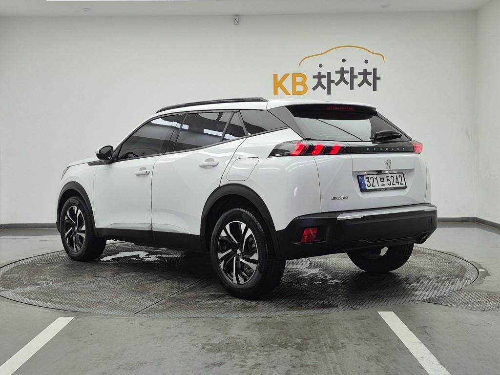 Peugeot 2008 - Vista 3