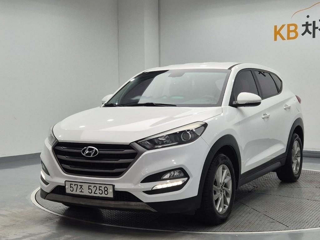 HYUNDAI Tucson 2016 Blanco - Importación desde Corea - HF Imports Iquique - Foto 1